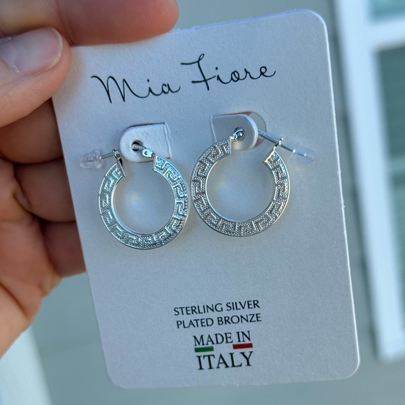 ✨ Mia Fiore Sterling Silver Hoop Earrings – Italian Elegance ✨ - Picture 4 of 4
